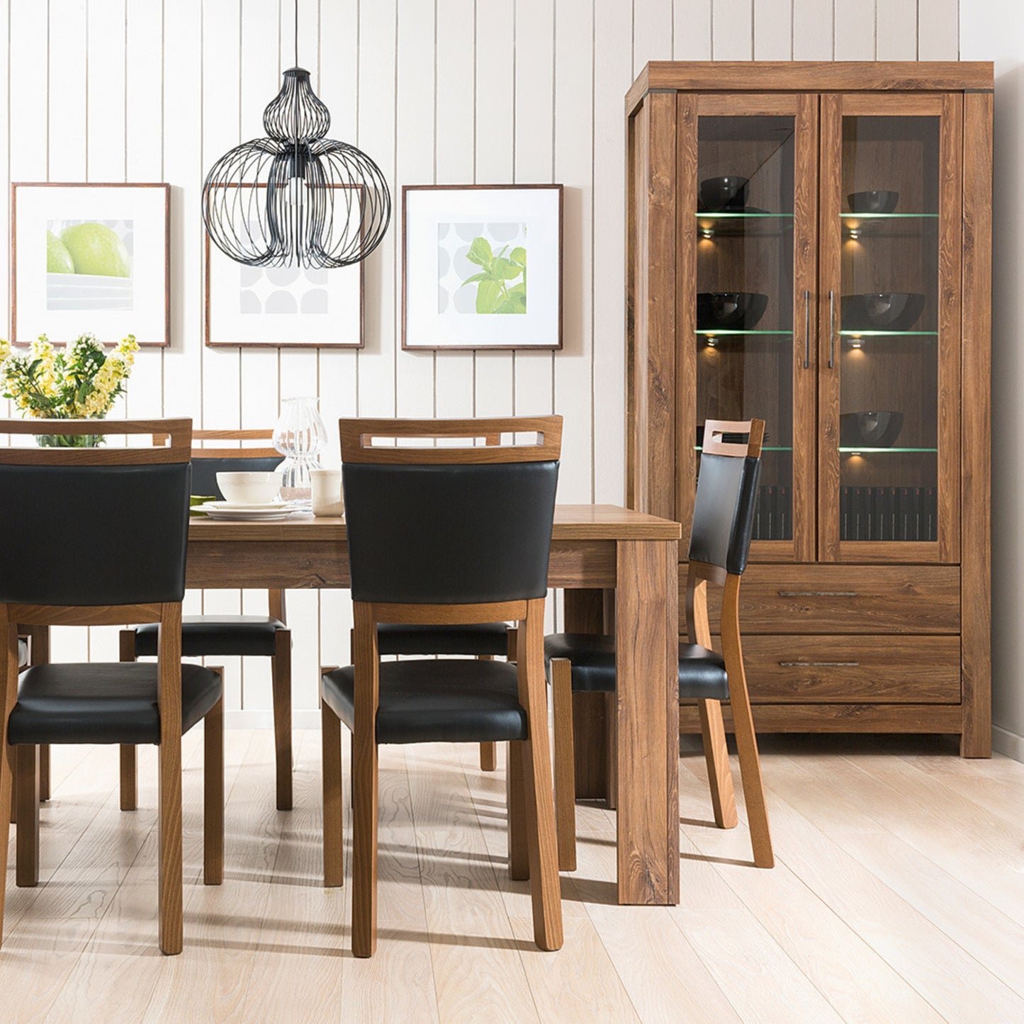 DOUBLE DISPLAY CABINET GENT