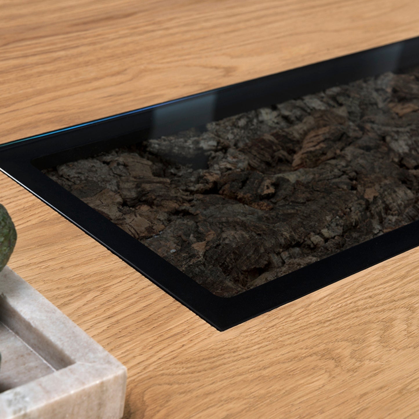 TABLE CORENA