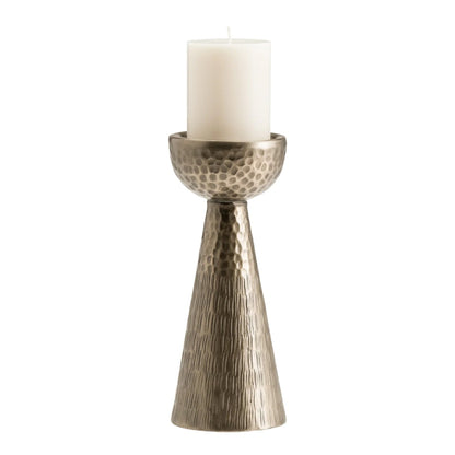 MAKIRA SHORT CANDLE HOLDER