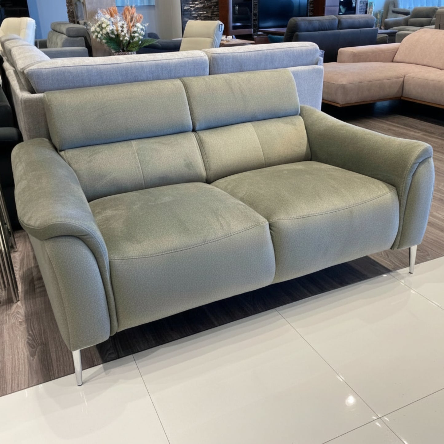 LOVESEAT MILANO